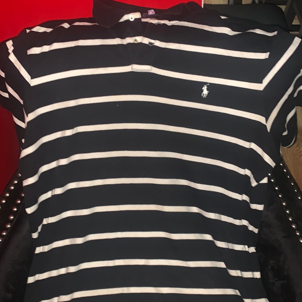 Men’s black & white polo shirt